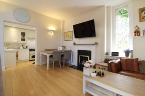 Righton - One Bedroom Town House, North Parade, Oxford OXPSAW